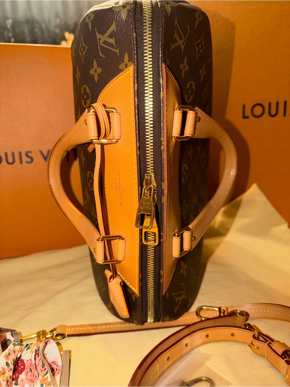 Louis Vuitton Retiro NM - Picture 13 of 13